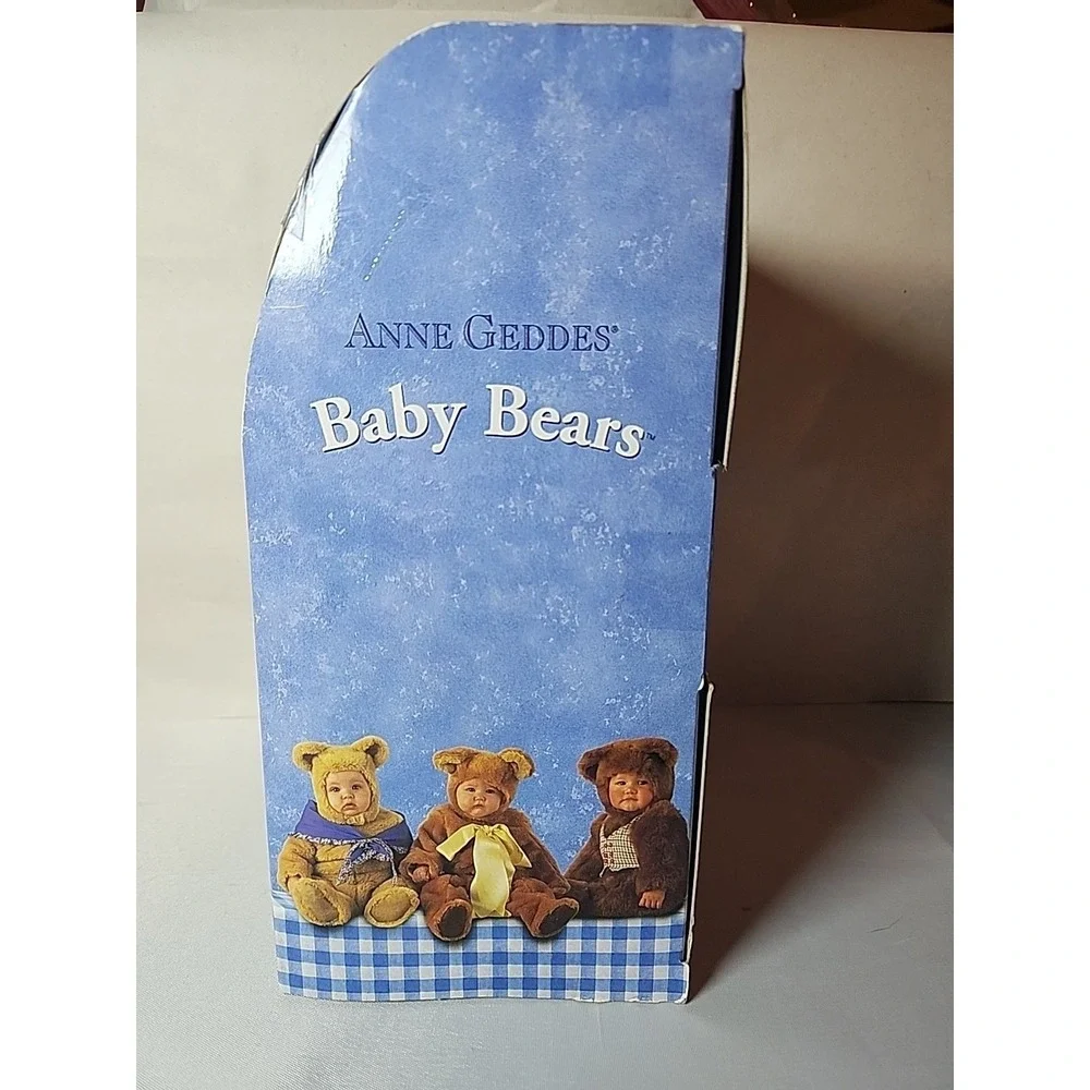 Anne Geddes top box
